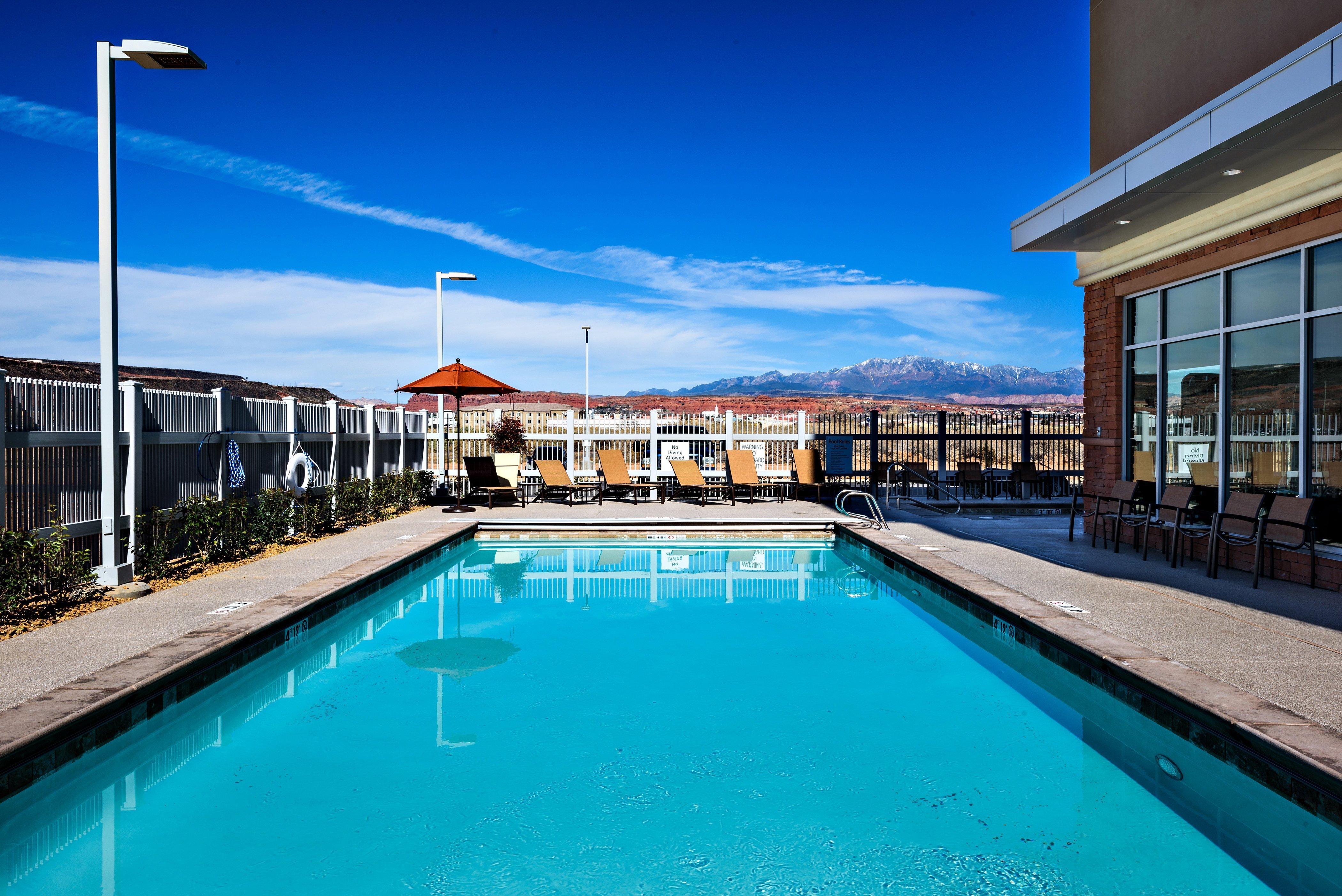 Holiday Inn St. George Convention Center By Ihg Exterior photo