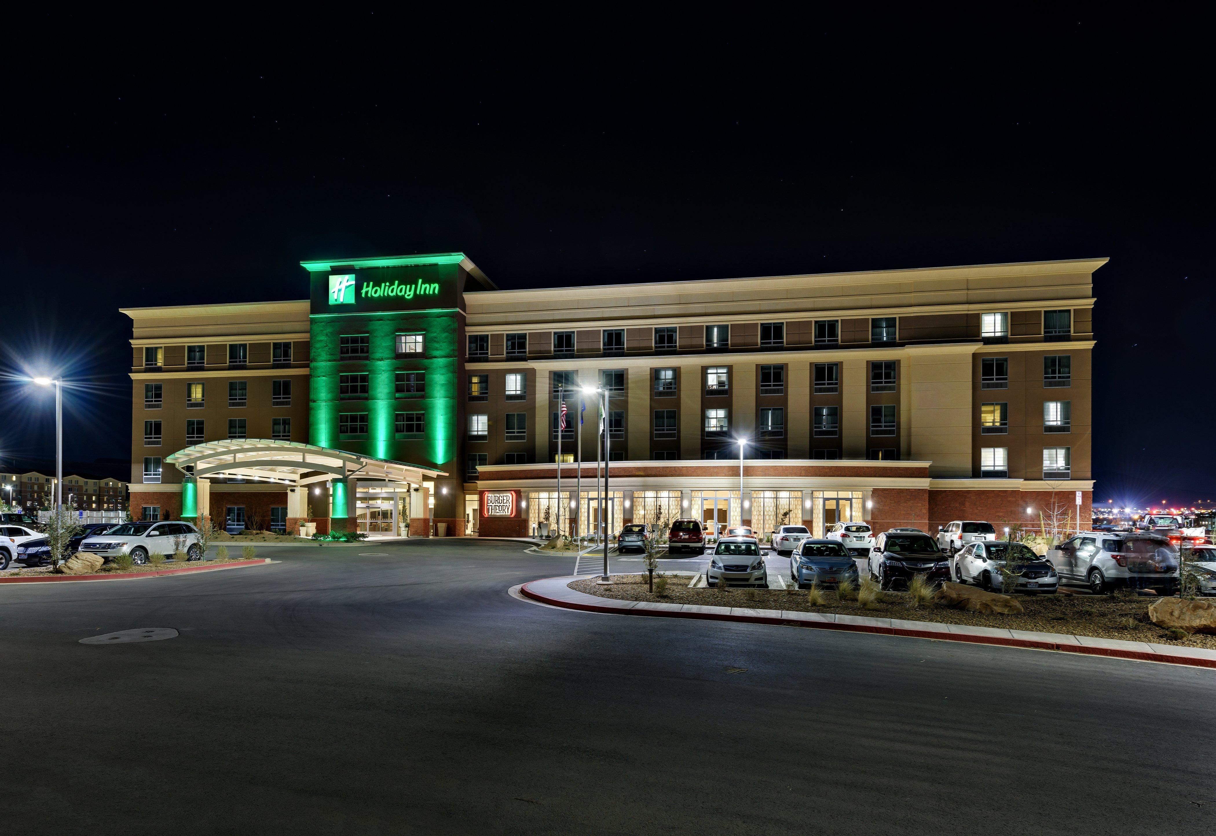 Holiday Inn St. George Convention Center By Ihg Exterior photo