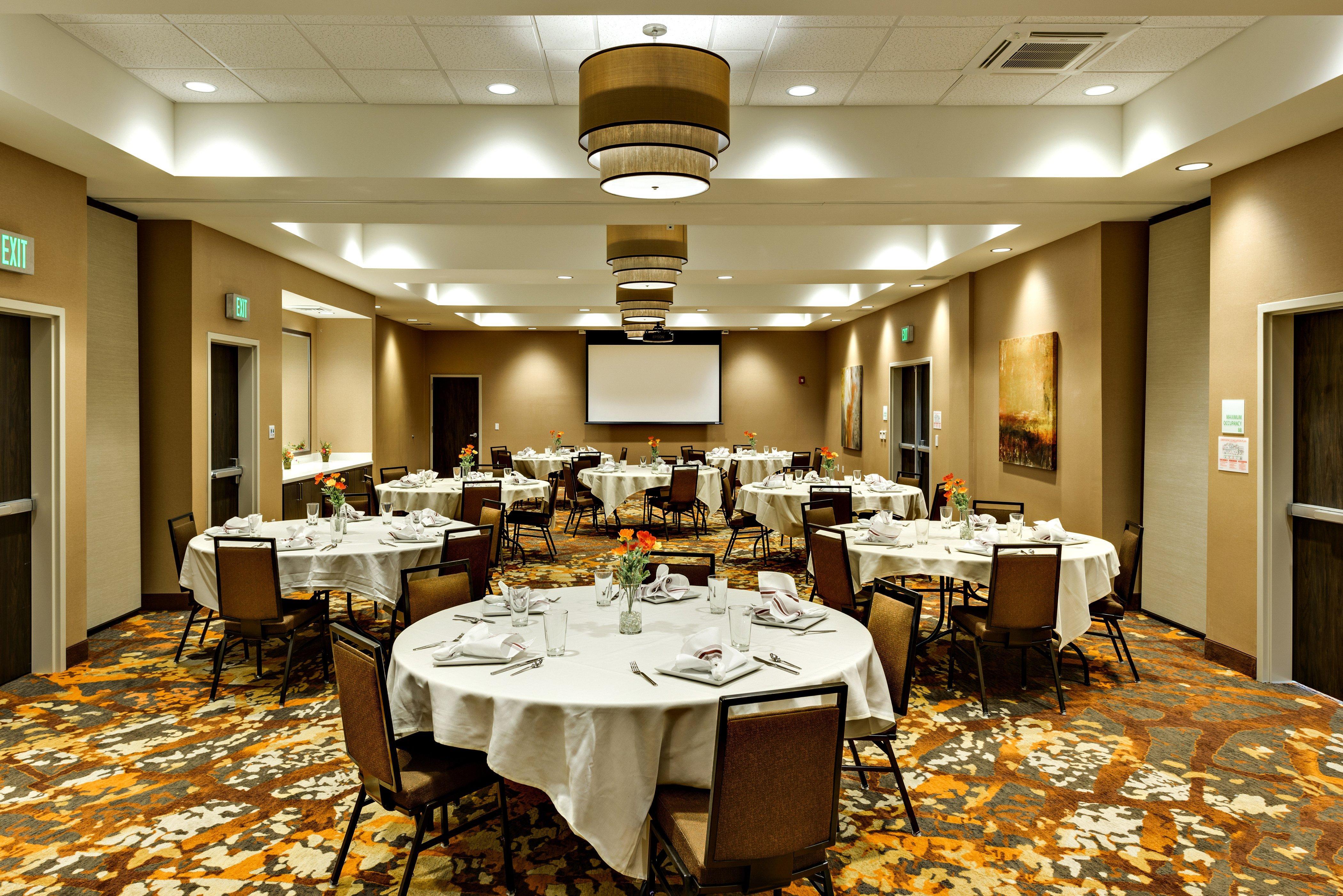 Holiday Inn St. George Convention Center By Ihg Exterior photo